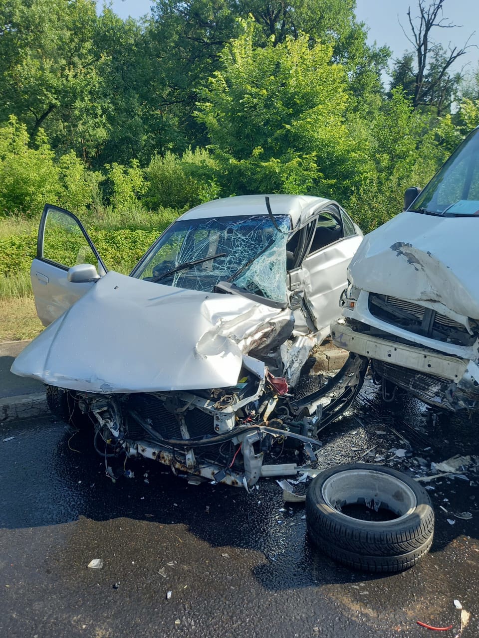 В Пензе в тройном ДТП на Измайлова погиб молодой мужчина