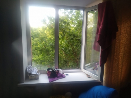 Следственный комитет организовал проверку по факту падения малышки из окна в Кузнецке