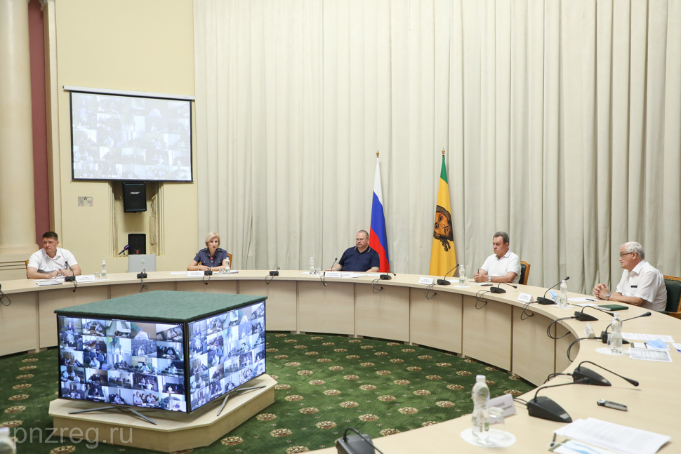 В правительстве обсудили меры по развитию бизнеса через заключение соцконтрактов