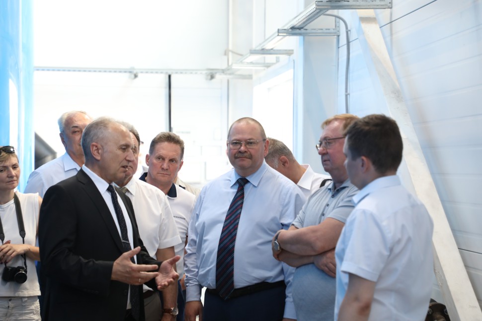 Олег Мельниченко побывал на запуске станции обезжелезивания воды в Кузнецке