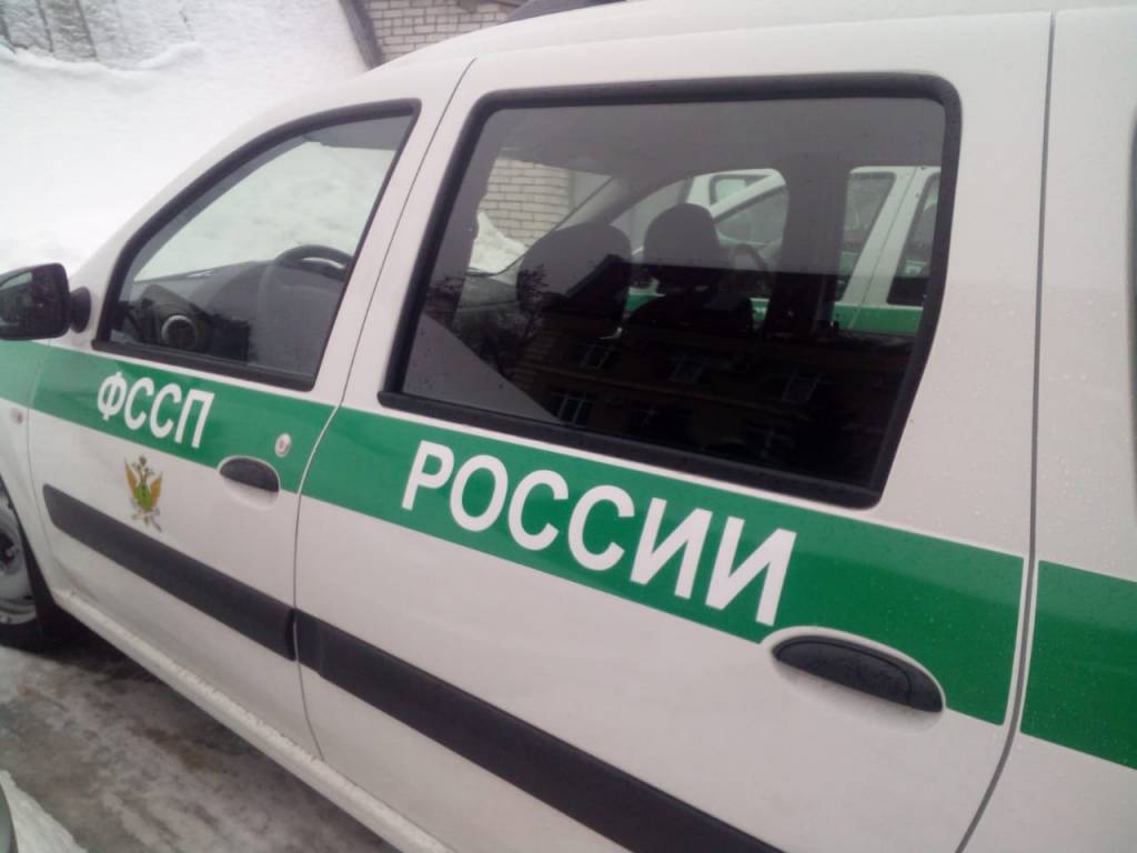 Житель Кузнецка попытался убежать от алиментов и судебного пристава