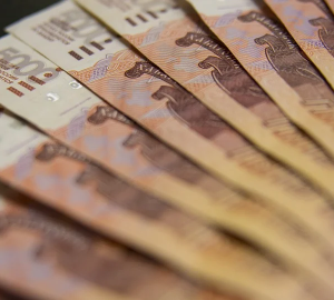 В правительстве предложили повысить страховые взносы с высоких зарплат