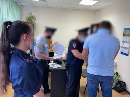 Житель Пензы передал 1 млн рублей сотруднику отдела по контролю за оборотом наркотиков