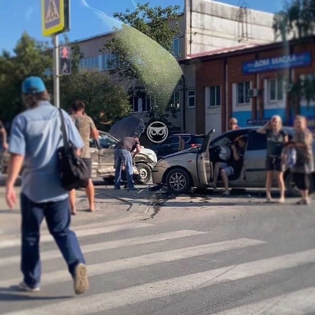 В Пензе три человека пострадали в ДТП на улице Металлистов
