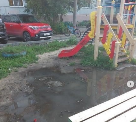 Пензенцы попросили привести в порядок детскую площадку на Пушкина