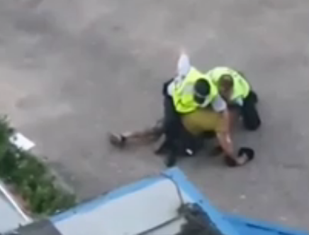 Сотрудники ГИБДД разъяснили причины задержания мужчины с применением силы