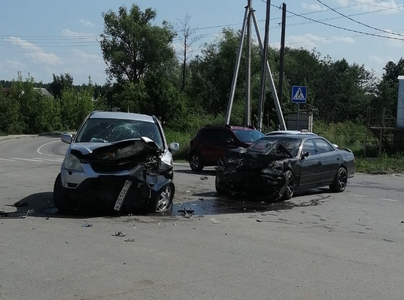В сети появились фото ДТП на улице Долгой в Пензе