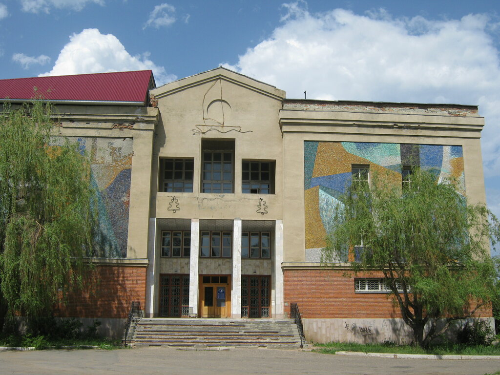 В Кузнецке возобновляют работу плавательные бассейны