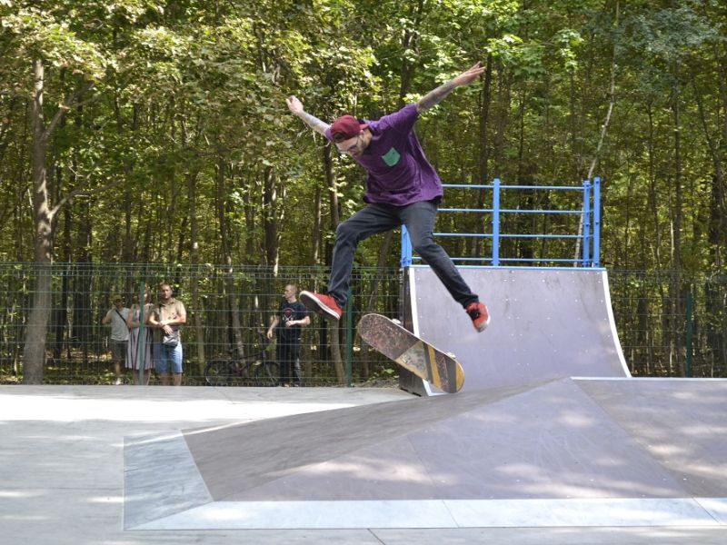 Сеть магазинов «Караван» подарила Пензе скейт-парк