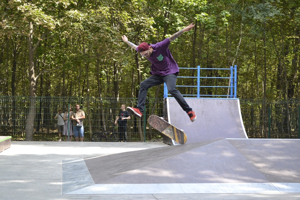 Сеть магазинов «Караван» подарила Пензе скейт-парк