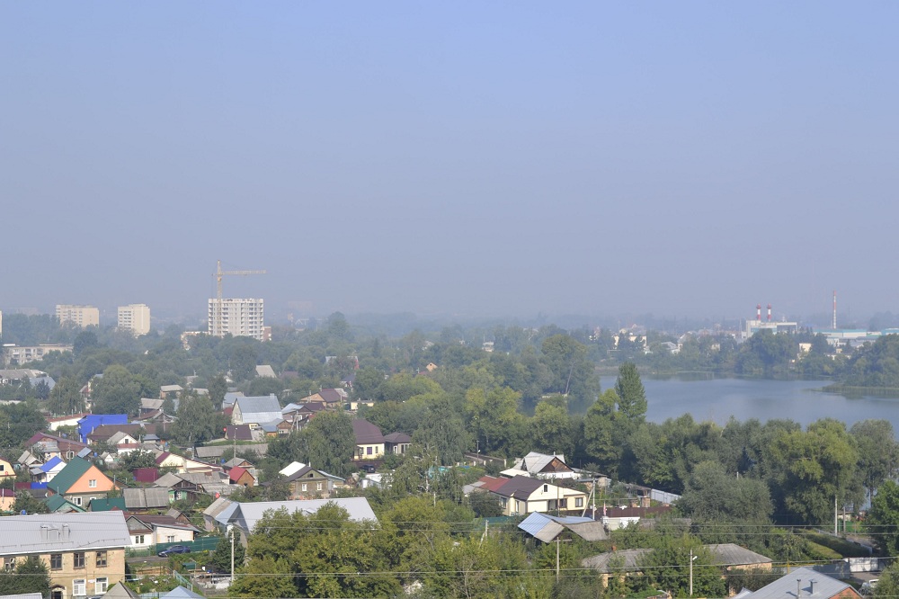Дым и запах гари добрались до центра и ГПЗ
