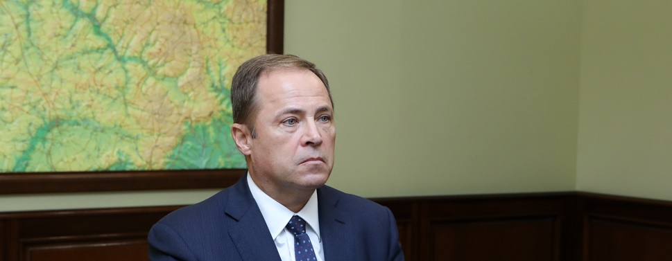 Полпред Игорь Комаров отметил работоспособность Олега Мельниченко