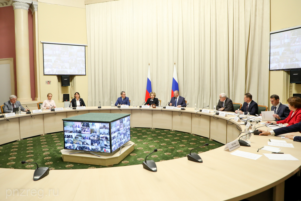 Матвиенко пообещала оказать поддержку в продвижении пензенского проекта по постинтернатному сопровождению