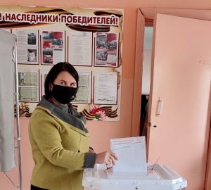 Депутаты и сенаторы проголосовали на выборах в Пензе