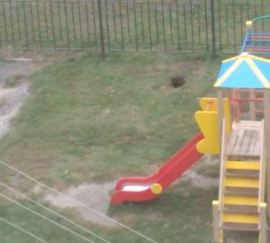 Пензенцев пугает яма на детской площадке