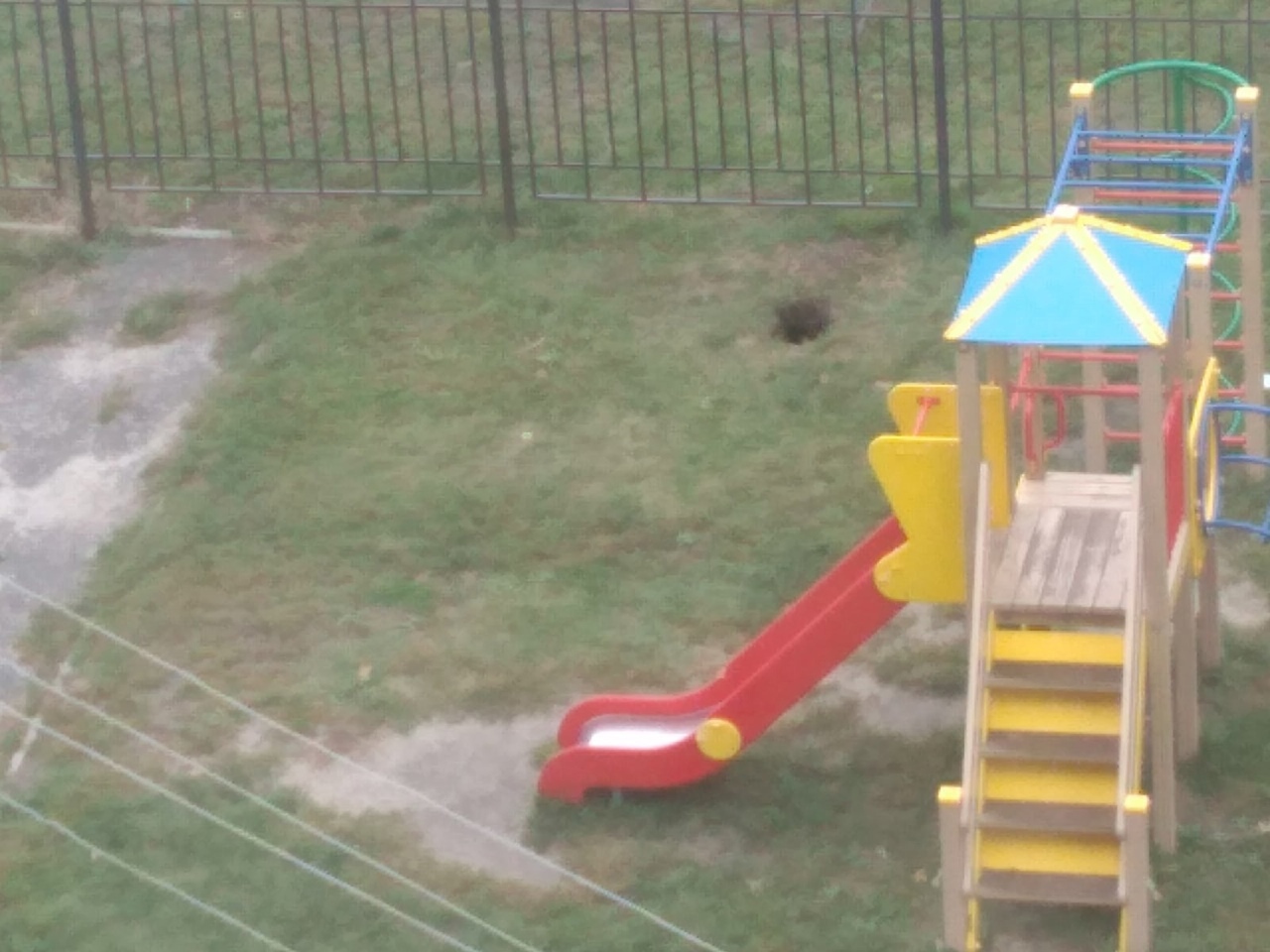 Пензенцев пугает яма на детской площадке