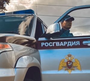 В Кузнецке правоохранители помогли пенсионеру добраться домой