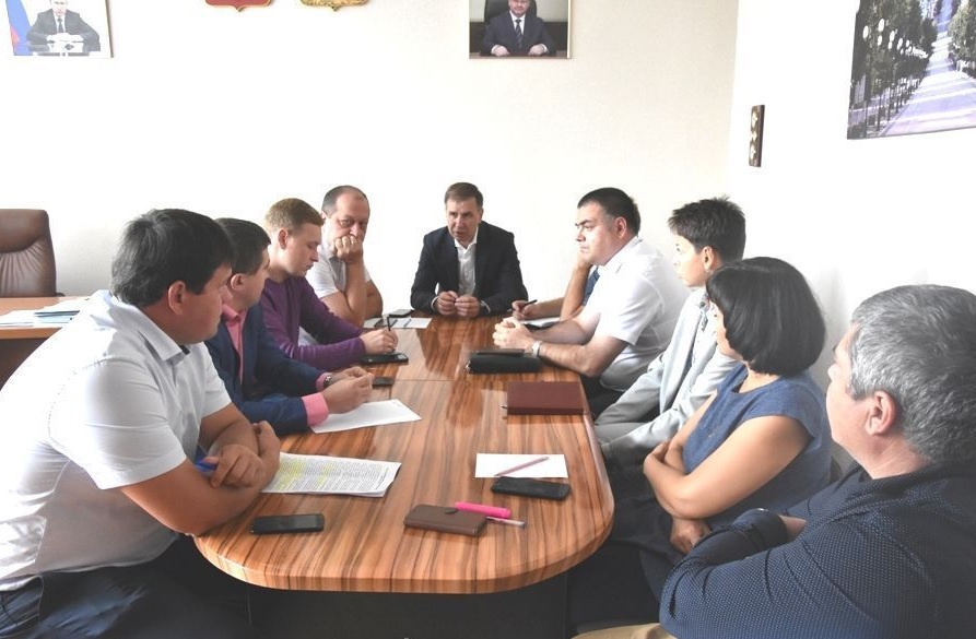 Иван Краснов призвал навести порядок в городе