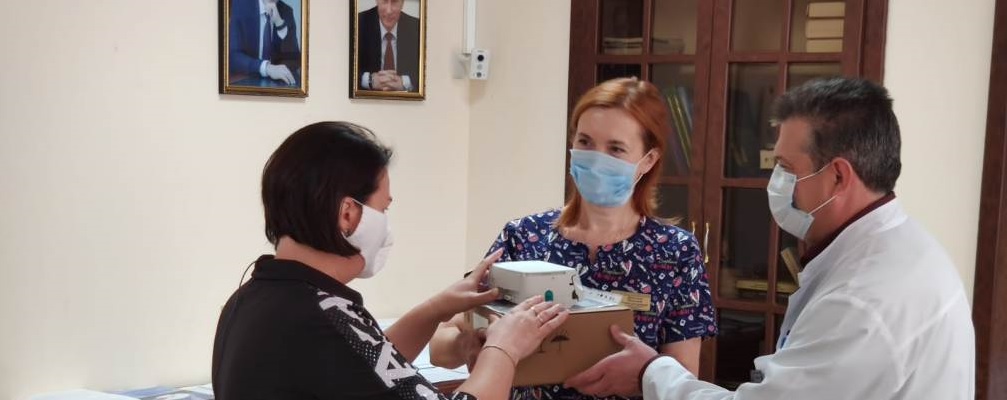 Ольга Чистякова передала в детское отделение онкодиспансера портативные инфузоматы