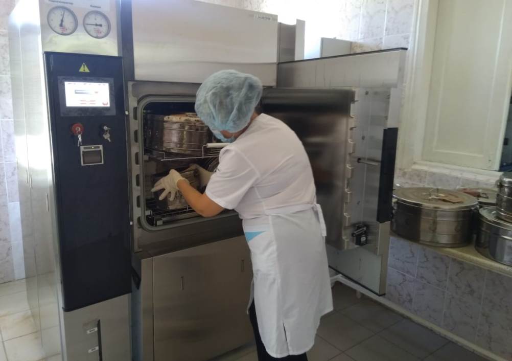 В Кузнецкую межрайонную детскую больницу поступил новый аппарат для стерилизации