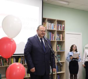 Олег Мельниченко побеждает на губернаторских выборах с внушительным отрывом