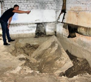 В Заречном из-за воды начал разрушаться девятиэтажный дом