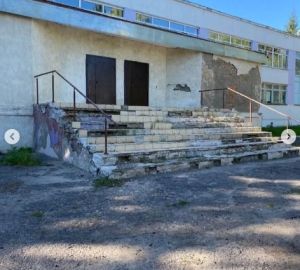 Как будто из Чернобыля: внешний вид школы на проспекте Победы ужаснул пензенцев