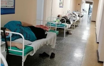 В Минздраве объяснили причины госпитализации пациентов в коридор лечебного учреждения