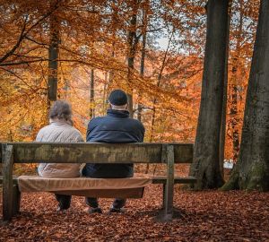 Россиянам ко дню пожилого человека могут начислить выплаты