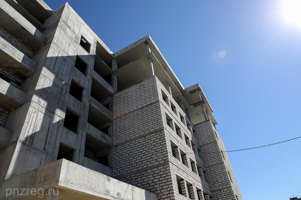 Кузнечанам рассказали, когда начнут достраивать хирургический корпус