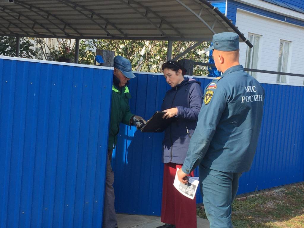 В дома к жителям Сердобска постучались пожарные