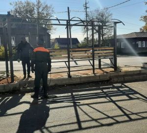 В Сердобске по просьбе горожан установили остановочный павильон