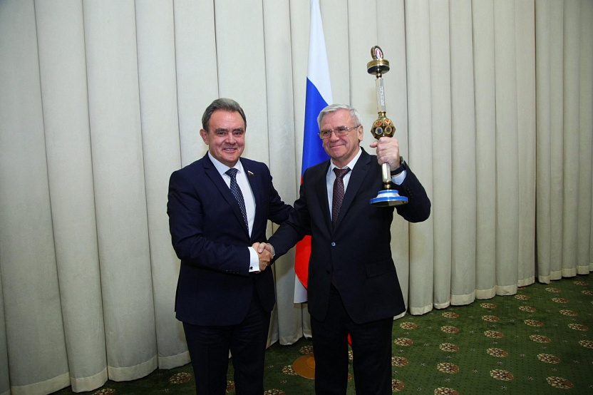 Валерий Лидин передал пост председателя ассоциации законодателей представителю Нижнего Новгорода