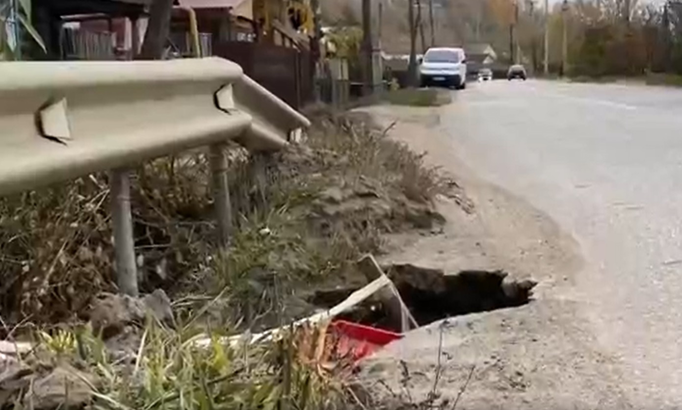 Жителям Нижнего Ломова пообещали отремонтировать опасный мост