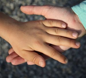 «Караван добрых дел» объявил сбор средств для 9-летнего Юры Свирина