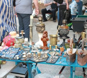 В Пензе власти устали бороться со стихийным рынком и решили выделить под него участок