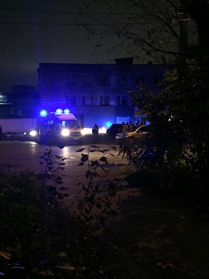 Пензенцы сообщили о человеке с перерезанным горлом