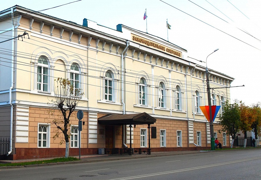 Николай Макаров лишился мандата депутата и перешел на работу в правительство региона