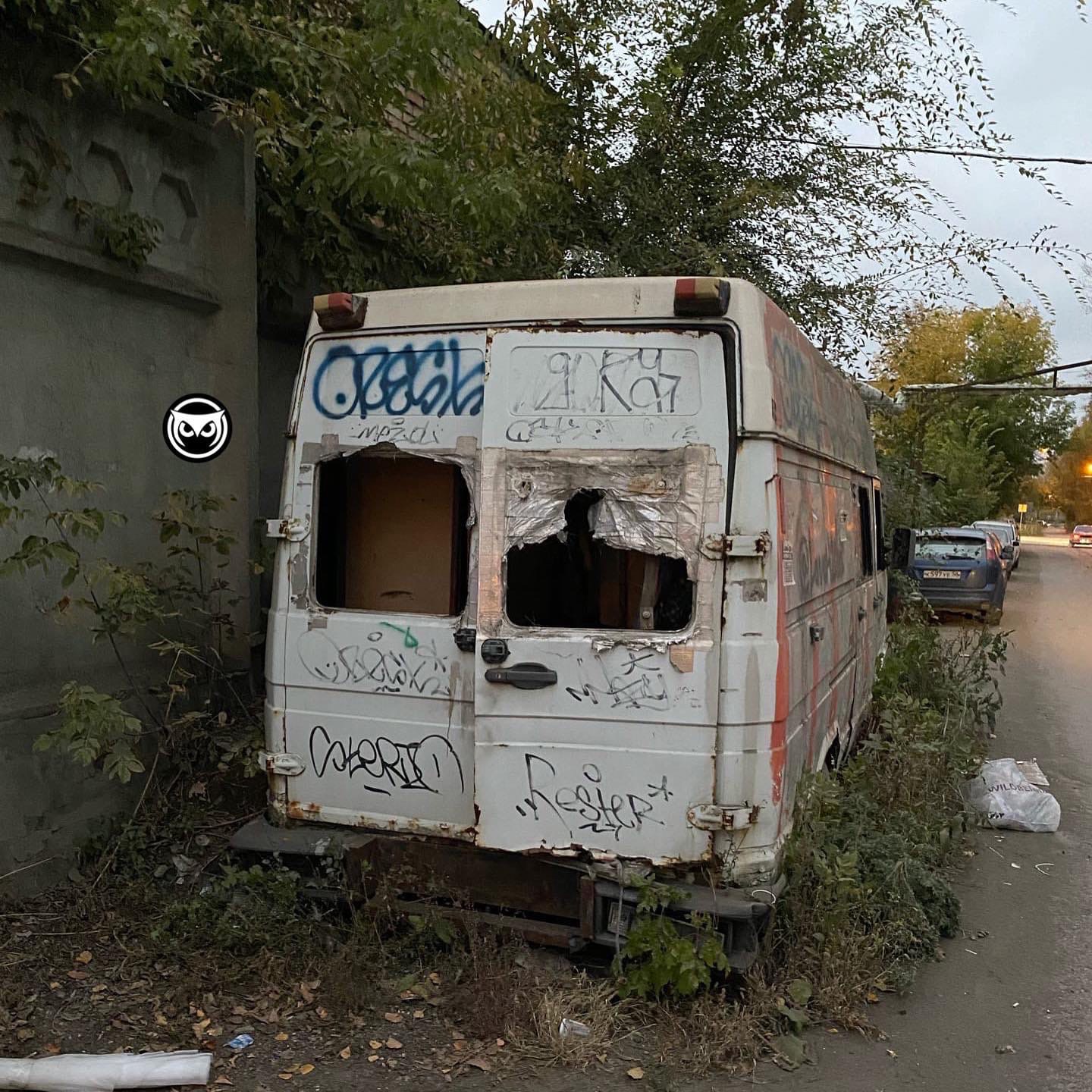 Пензенцы потребовали убрать автобус-притон с улицы Ворошилова