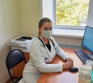 Восемь молодых врачей начали работу в детских поликлиниках Пензы в сентябре