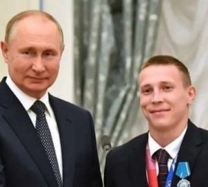 Пензенец Денис Аблязин оригинально поздравил Путина с днем рождения