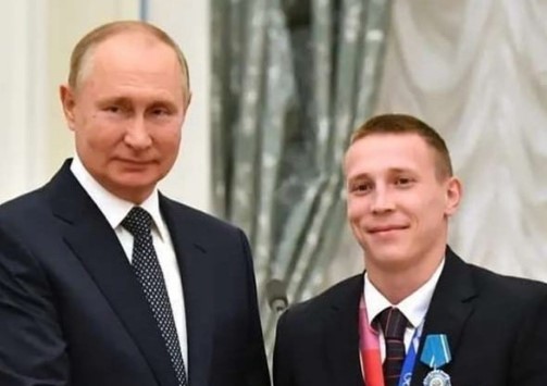 Пензенец Денис Аблязин оригинально поздравил Путина с днем рождения