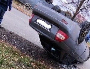 Жители Мокшана просят установить искусственную неровность на аварийном участке дороги