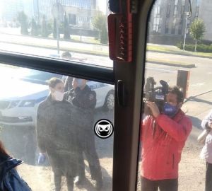 Губернатор распорядился усилить контроль за ношением масок в общественном транспорте