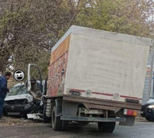 Очевидцы сообщают о серьезной аварии в районе остановки «Кирпичный завод»