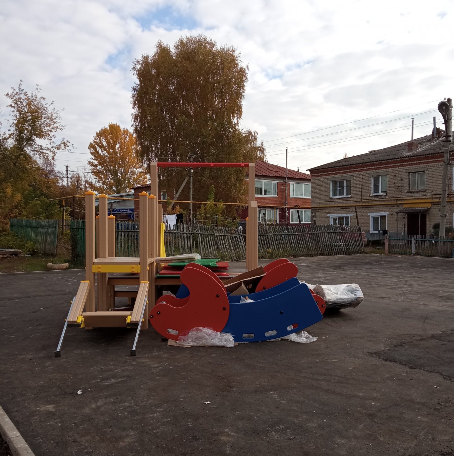 В Нижнем Ломове  установили новые детские площадки во дворах