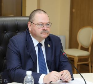 Мельниченко поручил ускорить работы по формированию земельных участков сельхозназначения