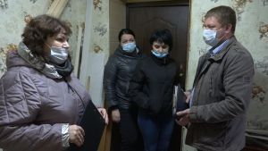 В Кузнецке соцслужба навестила 17 детей из неблагополучных семей