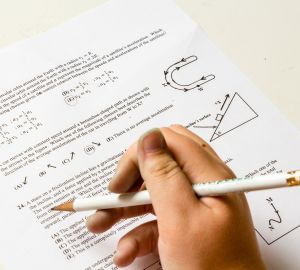 ЕГЭ по базовой математике могут вернуть