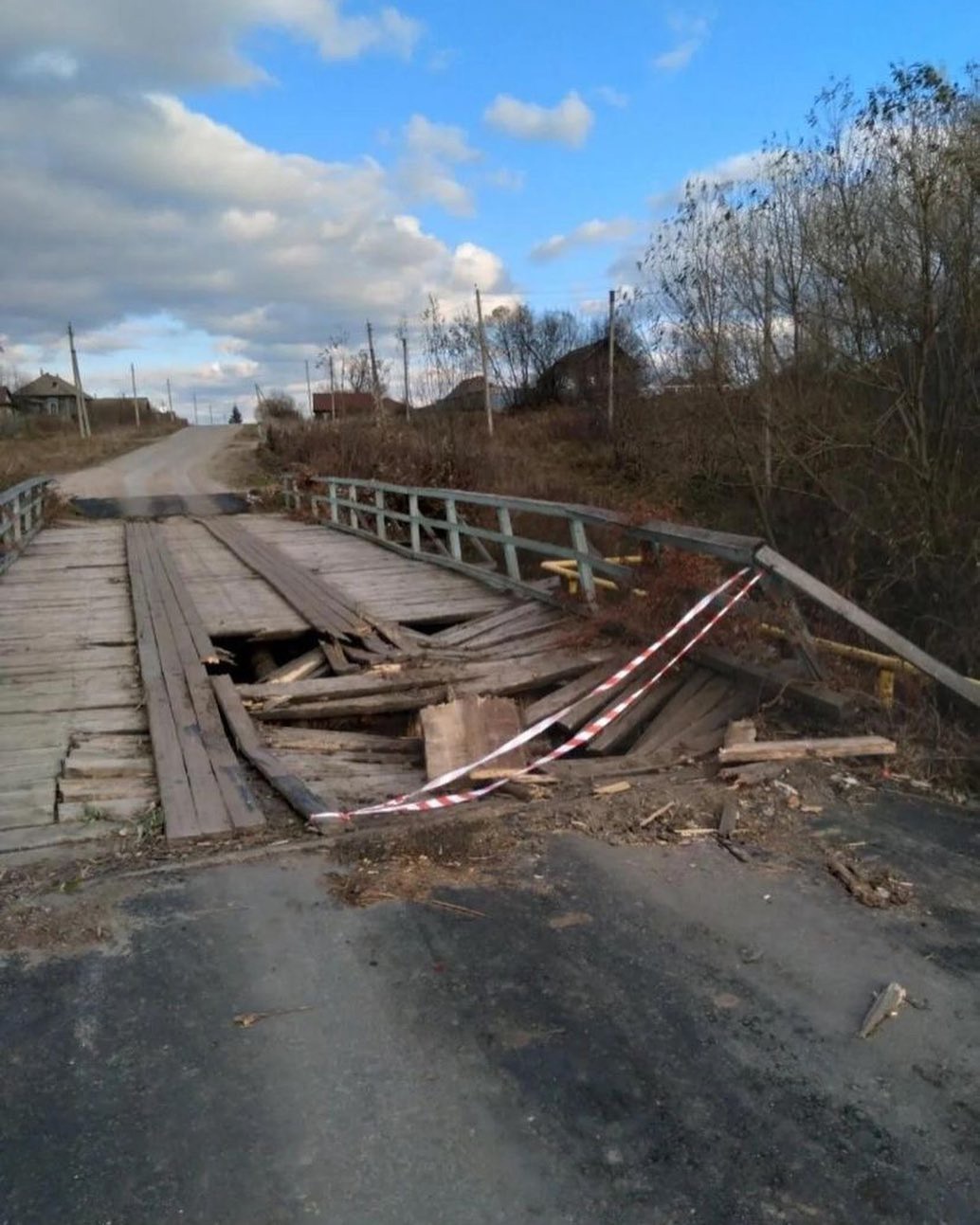 В Пензенской области из-за аварийного моста жители села оказались отрезаны от мира